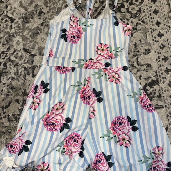 Romper - Picture 4 of 4